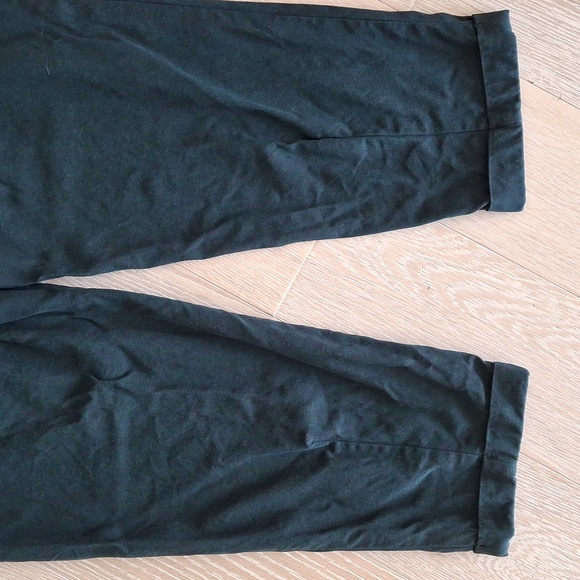 Zara Deep Green Capris - XS - Picture 4 of 6